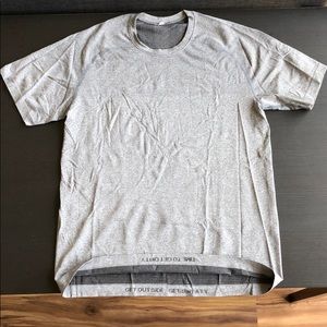 Lululemon Mens M Tee